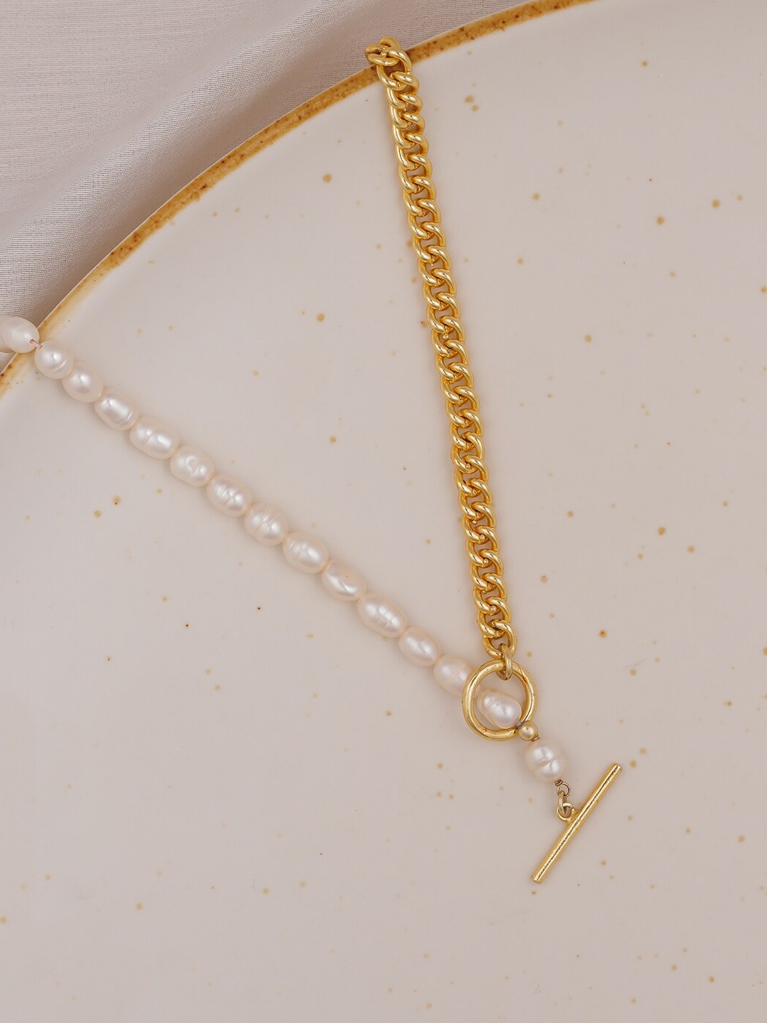 

Queen Be Gold-Toned & White Brass Gold-Plated Necklace