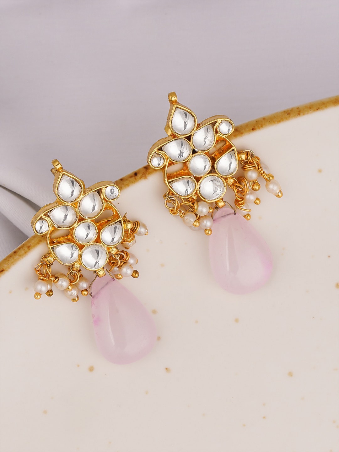 

Queen Be Pink Contemporary Drop Earrings