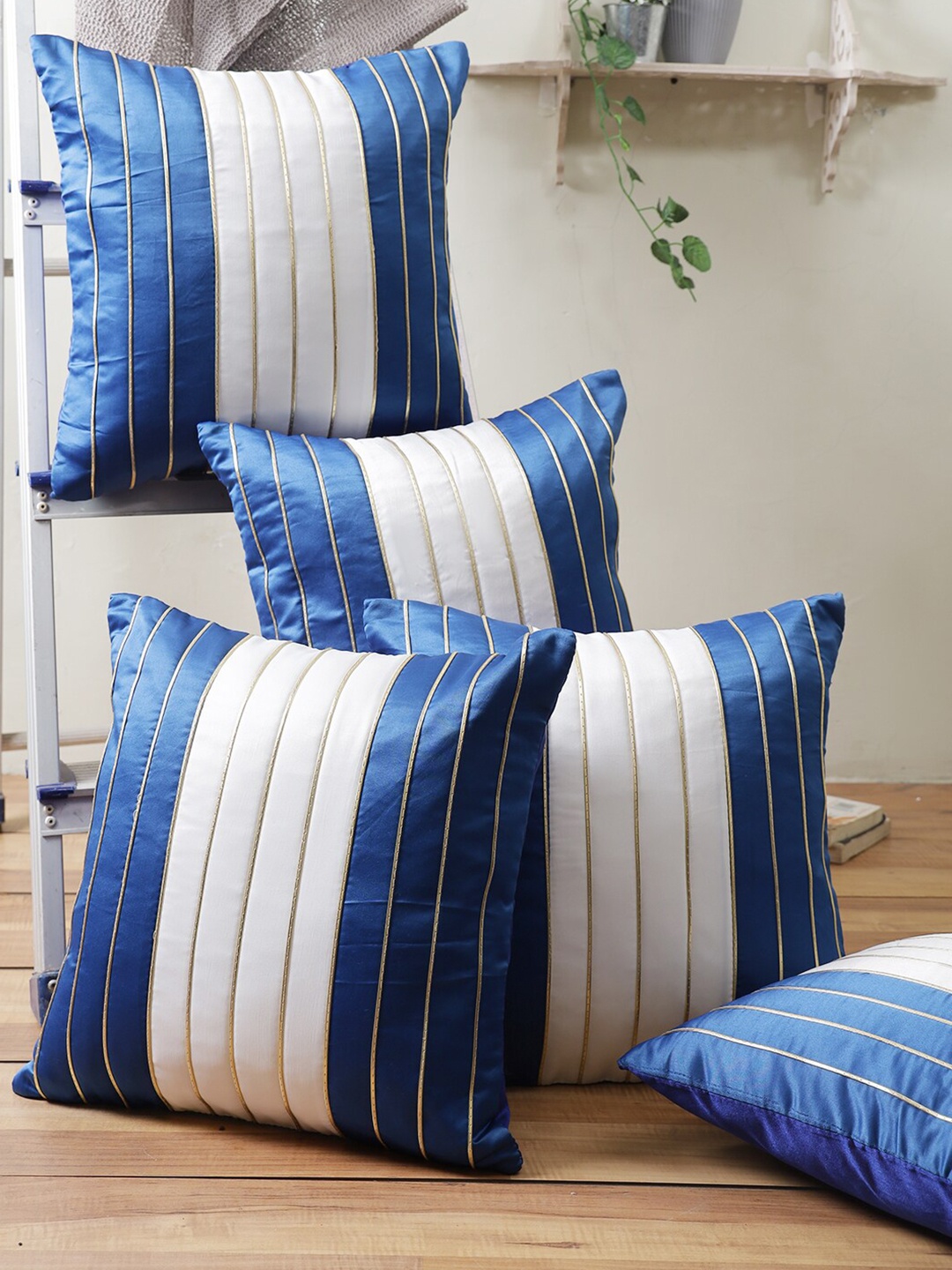 

ROMEE Blue & White Set of 5 Striped Square Cushion Covers