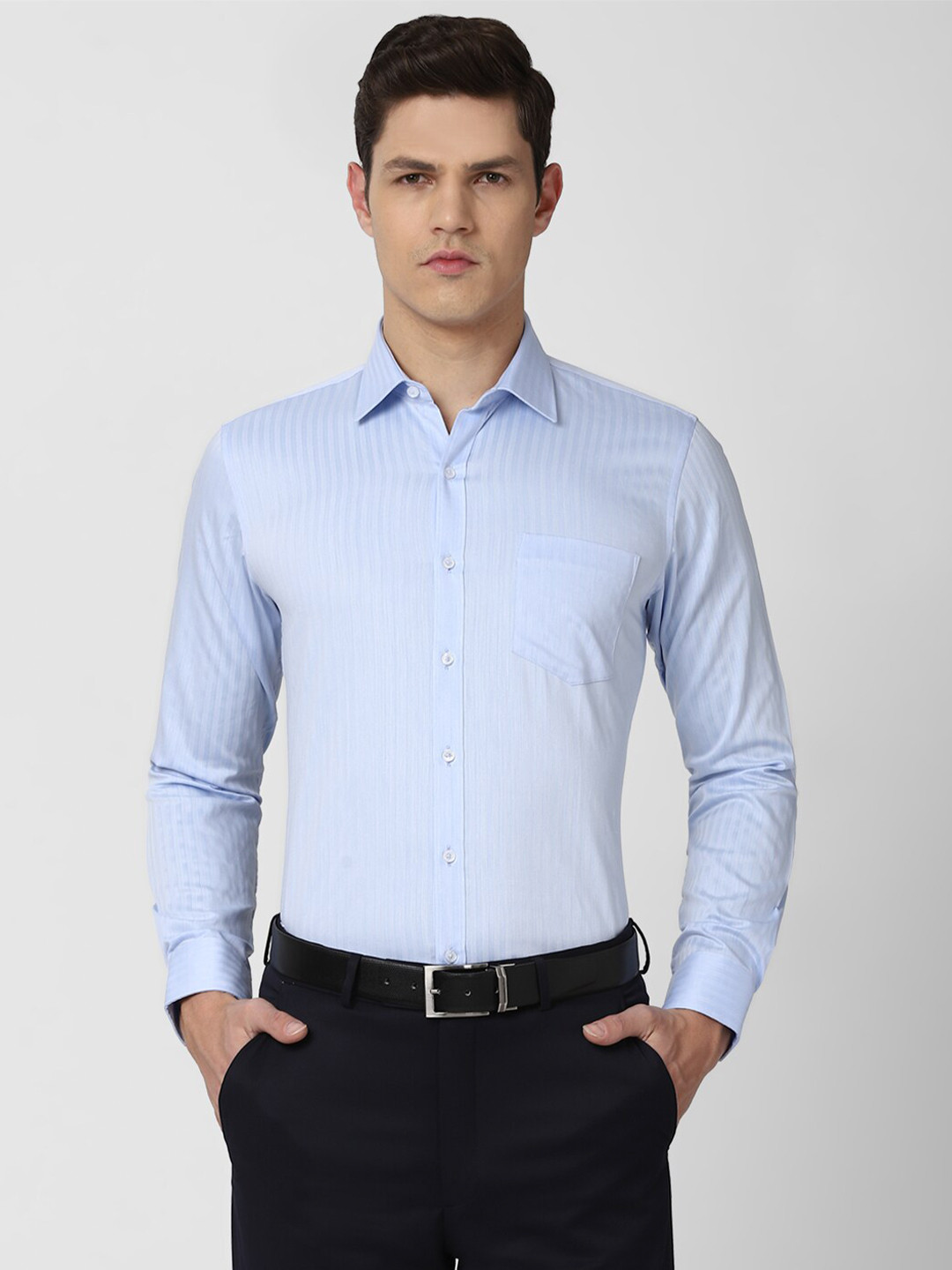 

Van Heusen Men Blue Slim Fit Cotton Formal Shirt