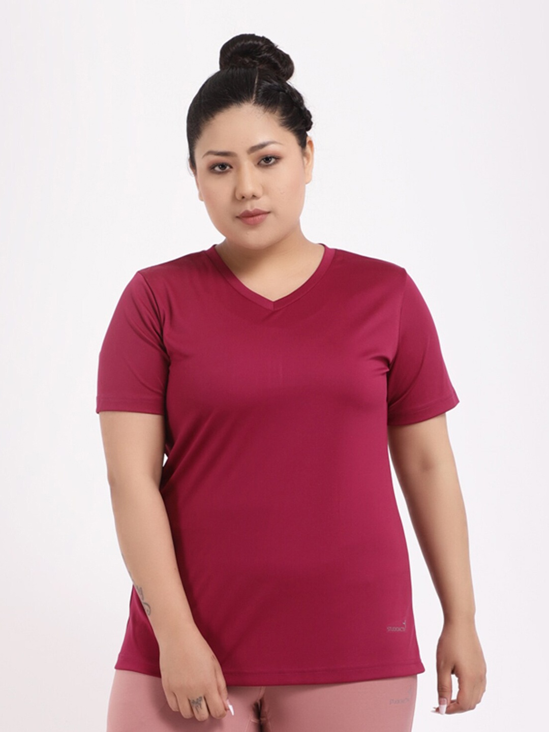 

STUDIOACTIV Women Maroon Plus Size T-shirt
