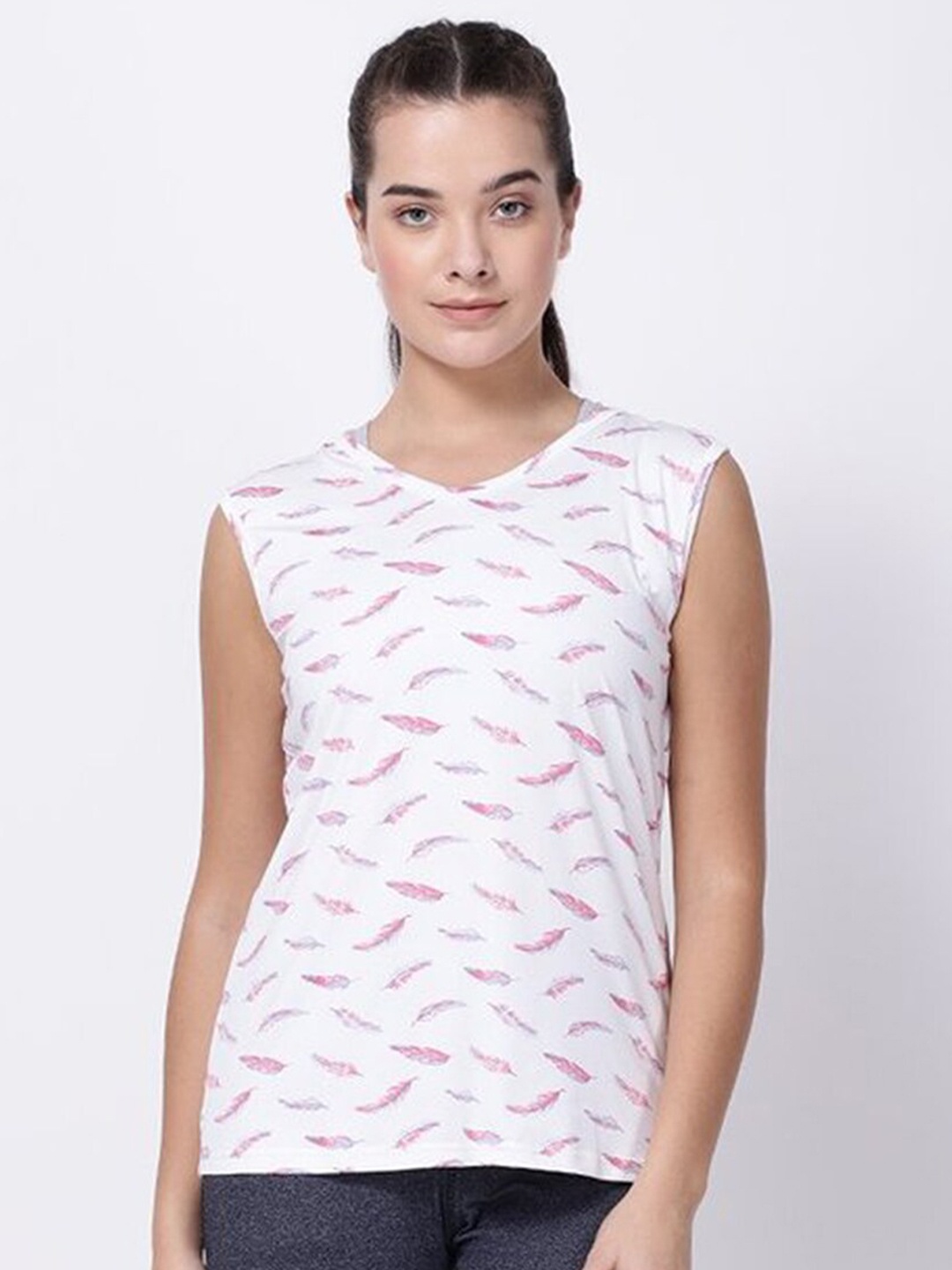

STUDIOACTIV Women White V-Neck Printed T-shirt