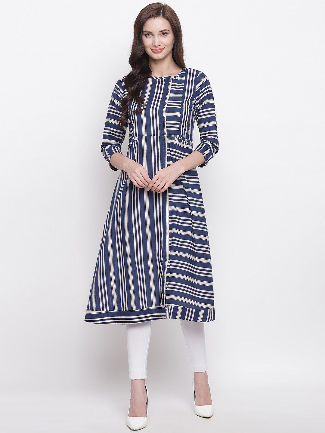 

FABNEST Women Blue Printed Thread Work Kurta