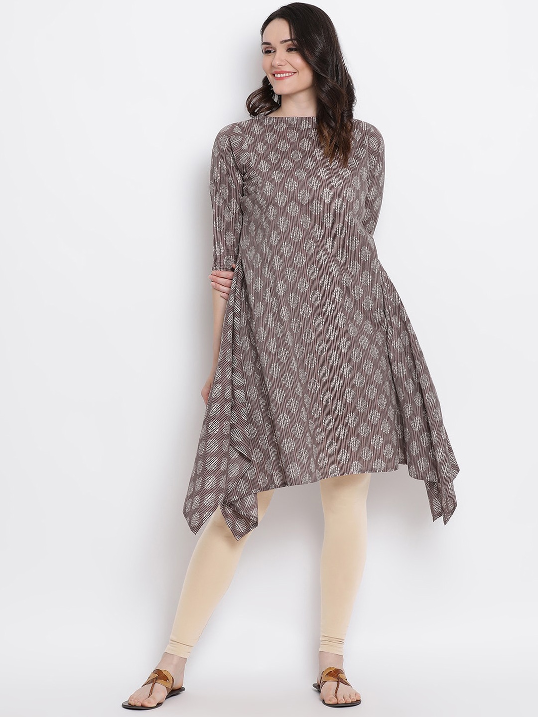 

FABNEST Women Grey & White Ethnic Motifs Printed A-Line Cotton Kurta