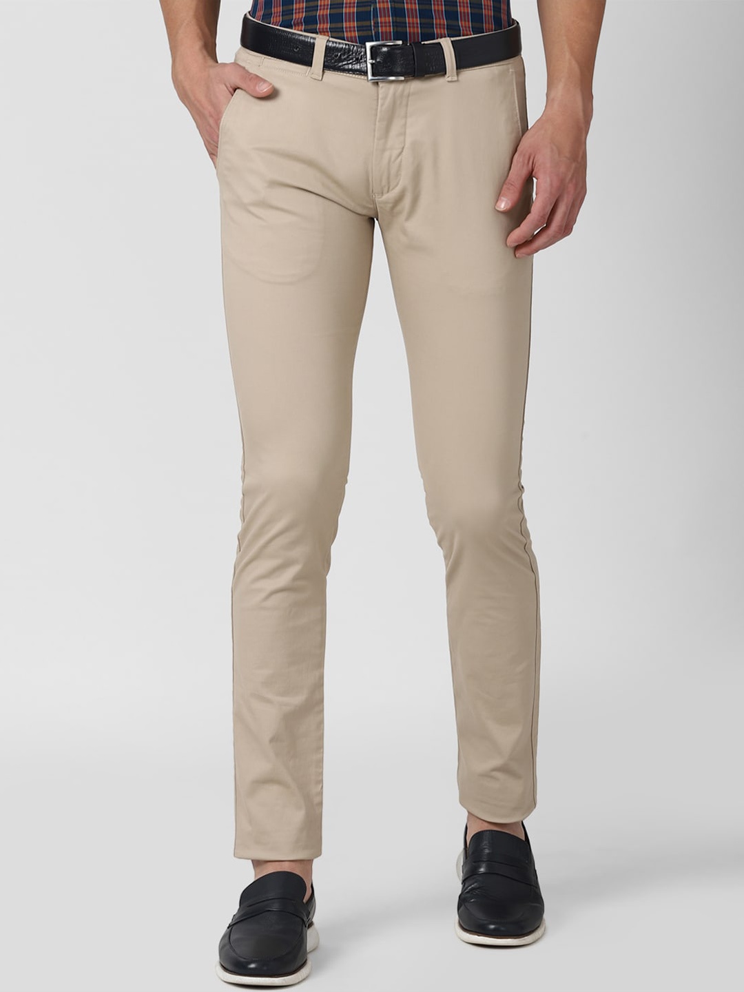 

Peter England Casuals Men Beige Skinny Fit Cotton Trousers