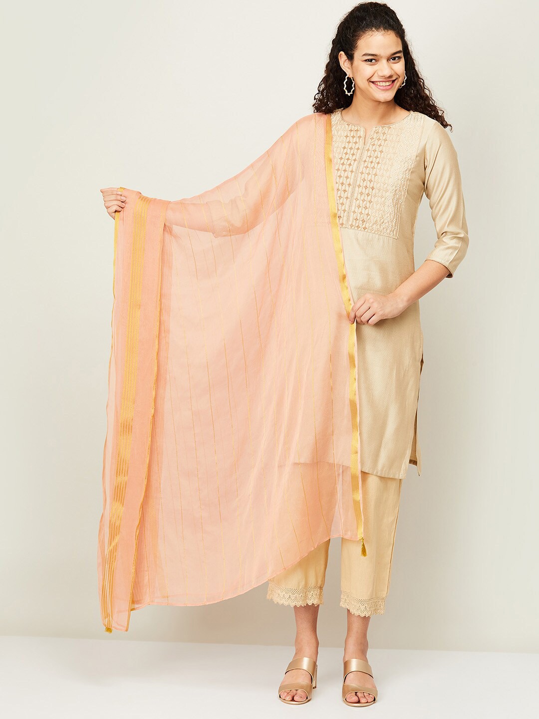 

Melange by Lifestyle Women Pink Striped Dupatta