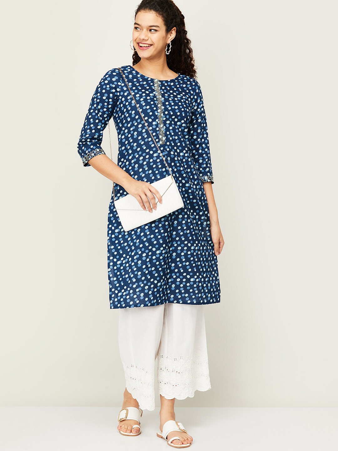 

Melange by Lifestyle Women Blue Polka Dots Printed Straight Kurta