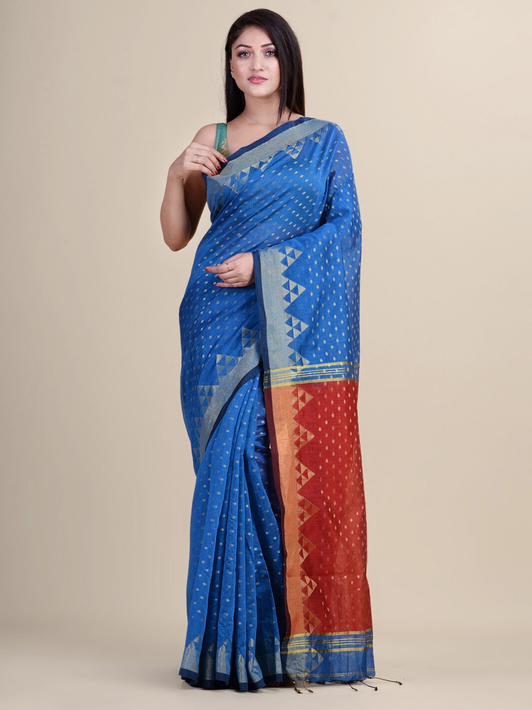 

Laa Calcutta Blue & Red Woven Design Silk Cotton Jamdani Saree