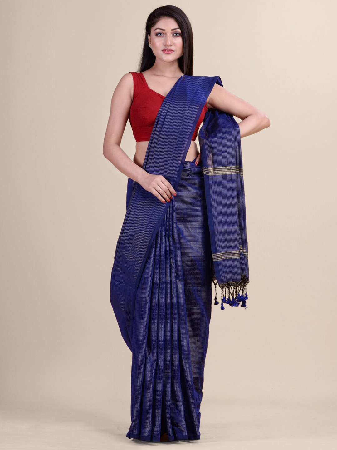 

Laa Calcutta Blue Woven Design Silk Cotton Jamdani Saree