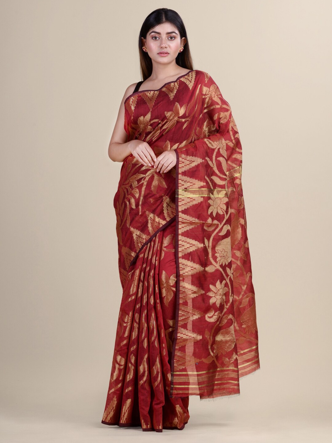 

Laa Calcutta Maroon & Gold-Toned Floral Silk Cotton Jamdani Saree