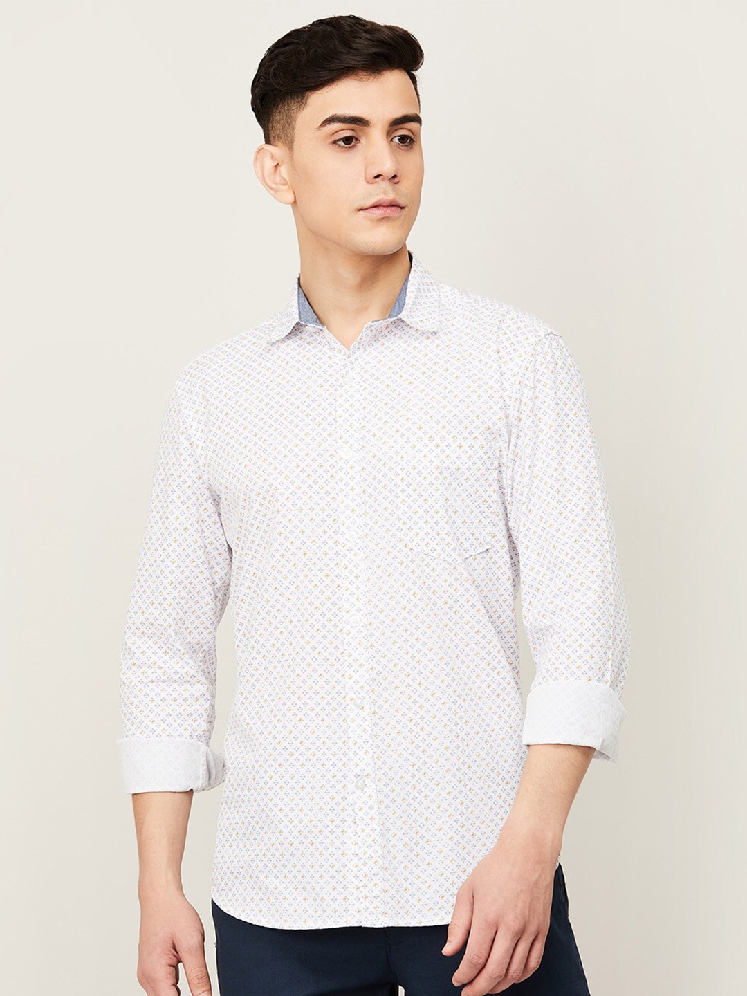 

CODE by Lifestyle Men White Slim Fit Micro Ditsy Printed Cotton Casual Shirt