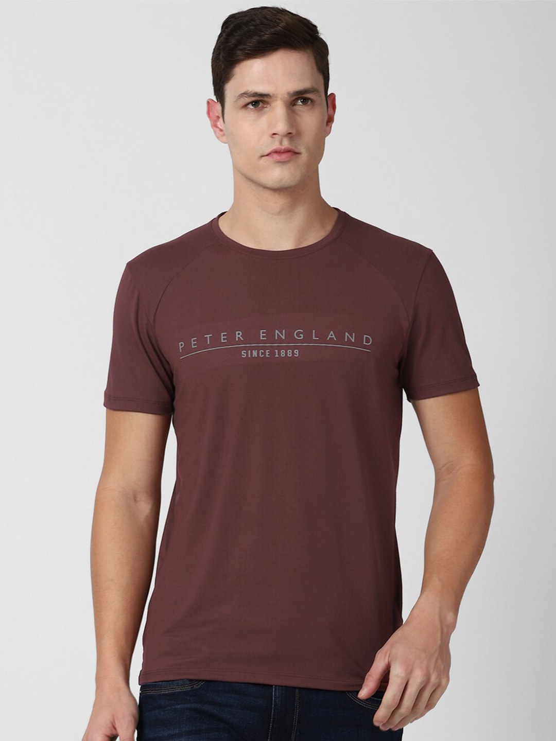 

Peter England Casuals Men Maroon Typography Slim Fit T-shirt