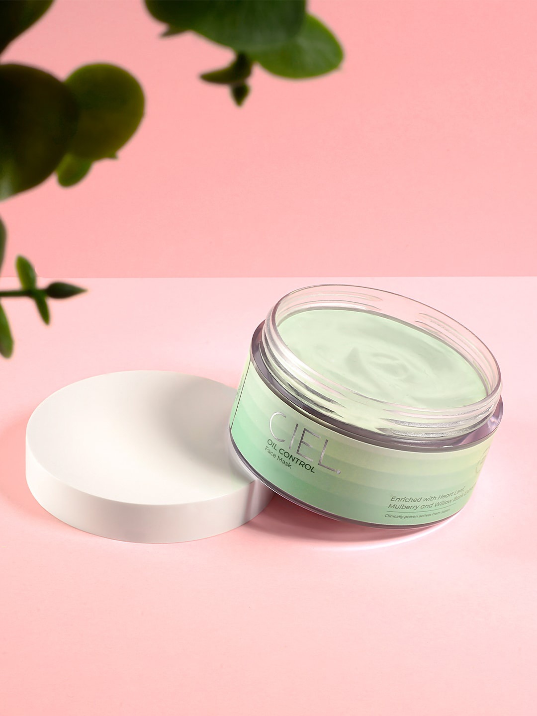 

CIEL Oil Control Face Mask With Mulberry Glycolic Acid & Heart Leaf - 100g, Green