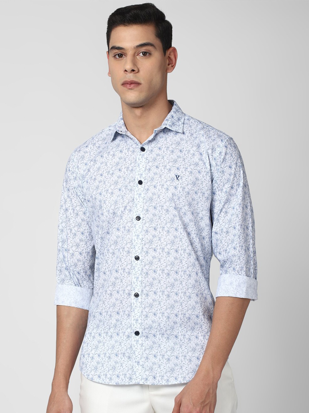 

V Dot Men Blue Slim Fit Floral Printed Casual Shirt