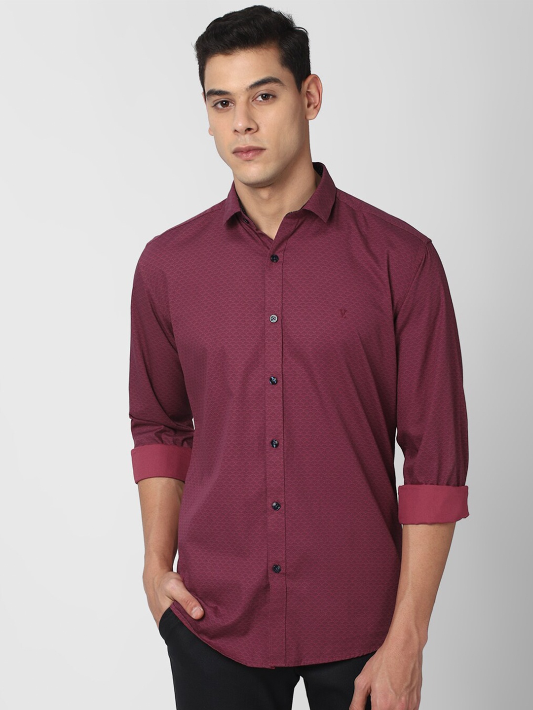 

V Dot Men Purple Slim Fit Casual Pure Cotton Shirt