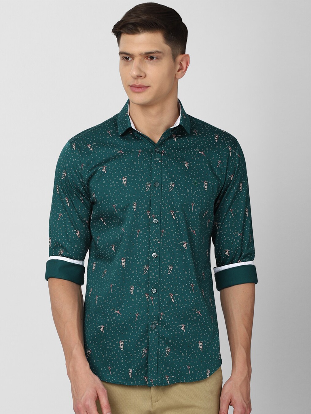 

V Dot Men Green Slim Fit Printed Casual Shirt