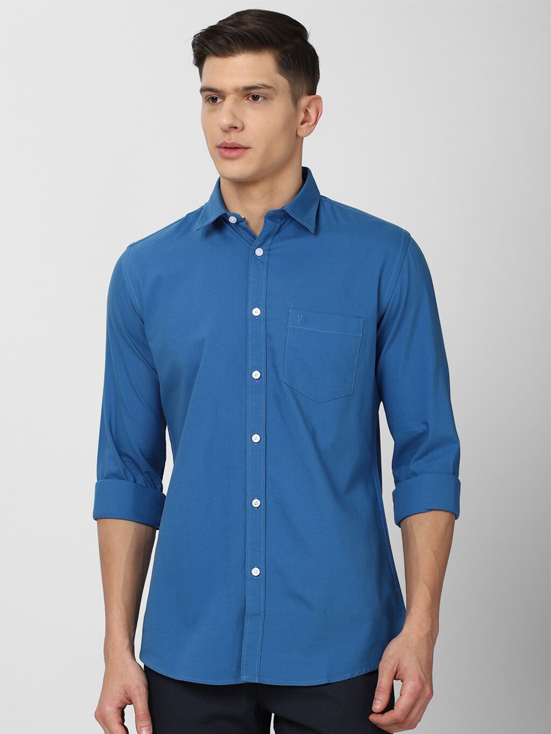 

Van Heusen Sport Men Blue Slim Fit Cotton Casual Shirt