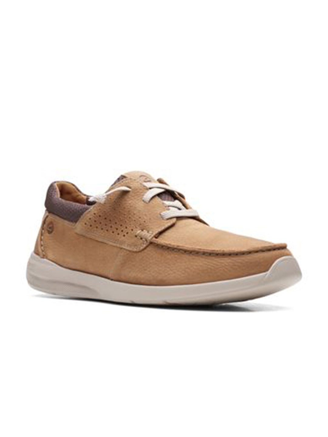 

Clarks Men Beige Nubuck Derbys