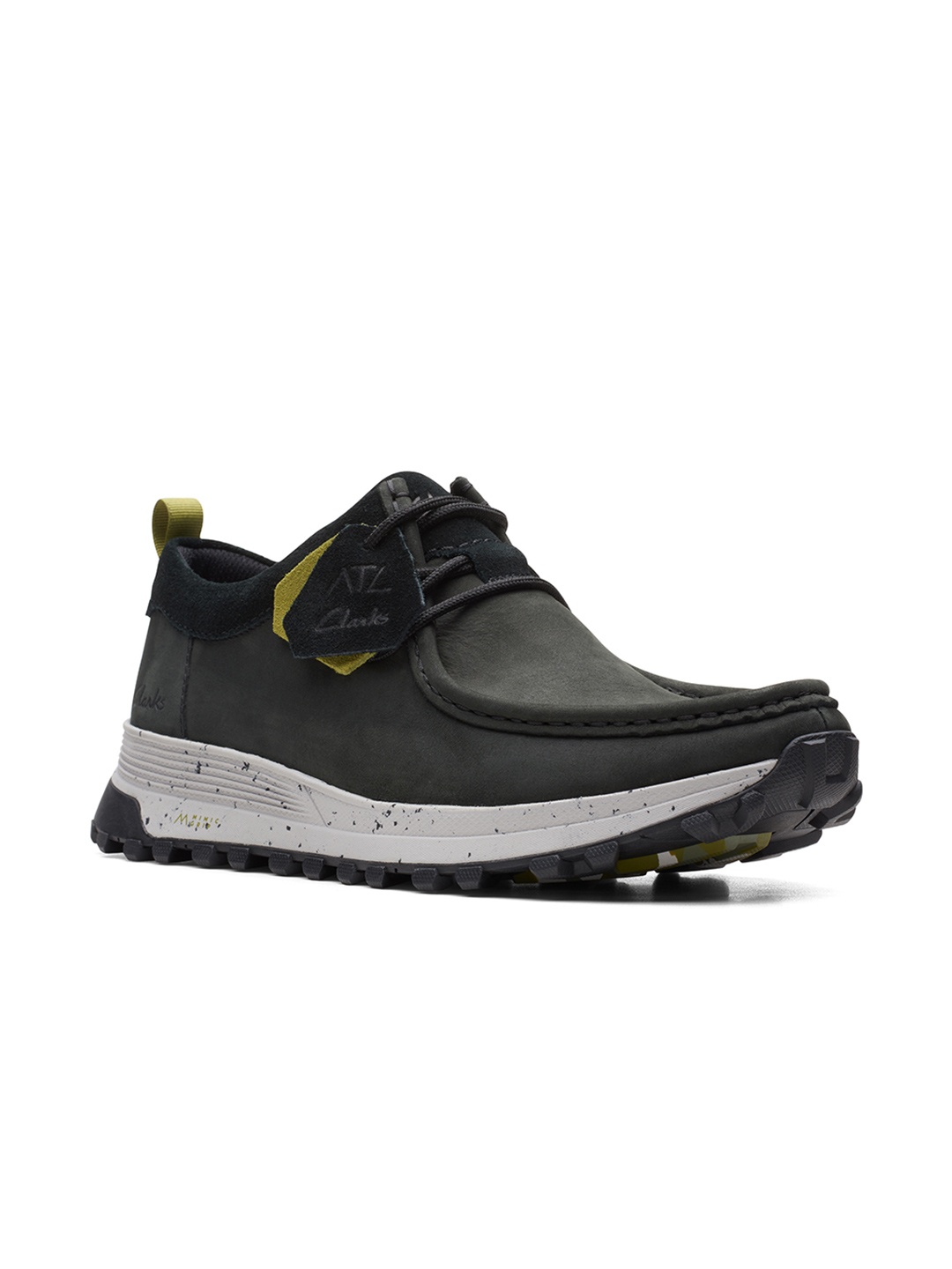 

Clarks Men Black Perforations Nubuck Derbys
