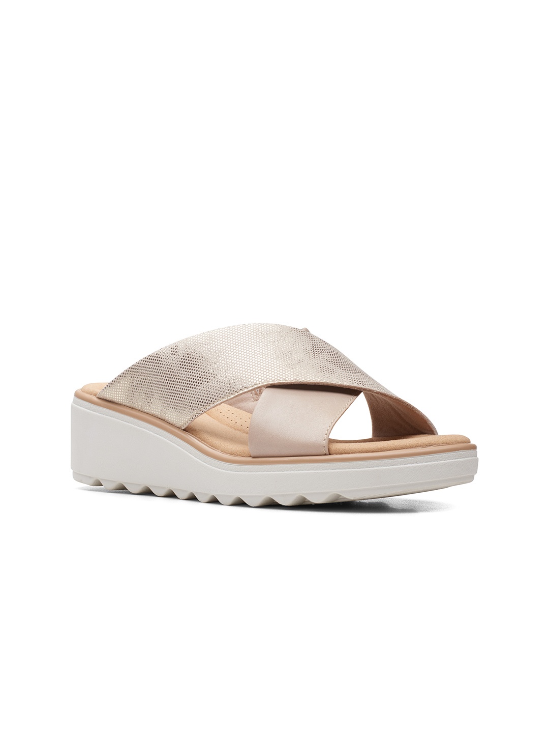 

Clarks Beige & Peach-Coloured Comfort Sandals