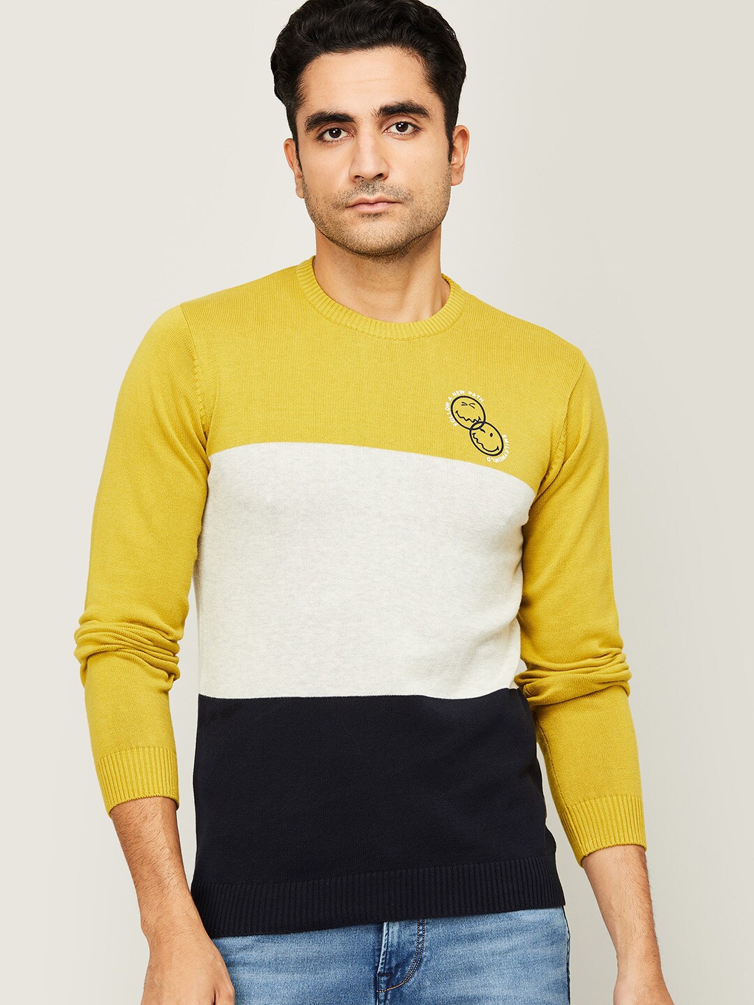 

SmileyWorld Men Yellow Colourblocked Sweatshirt