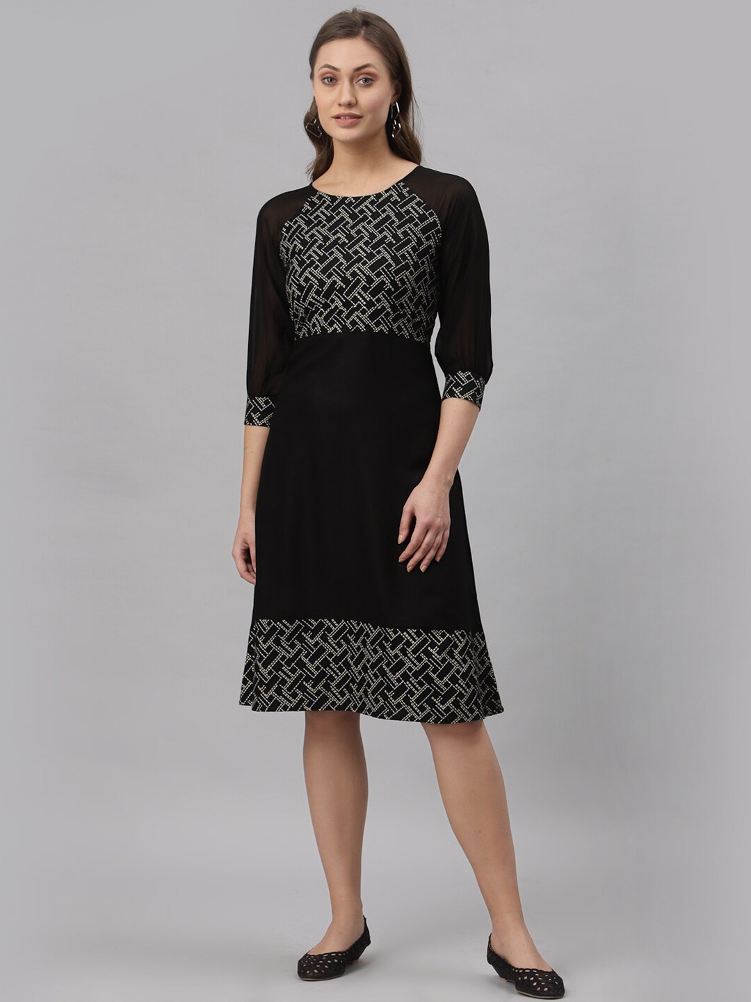 

Selvia Black Liva A-Line Dress