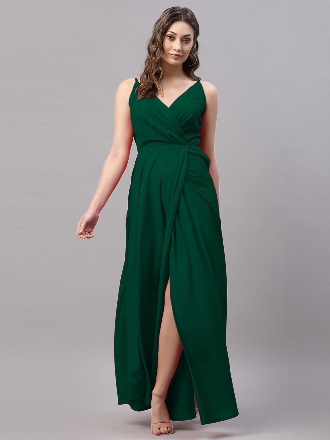 

Selvia Green Solid Crepe Maxi Fit & Flare Dress