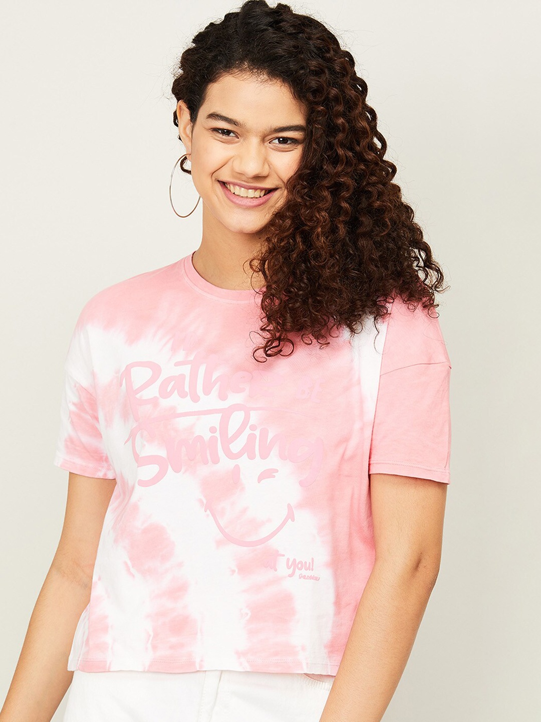 

SmileyWorld Pink & White Tie and Dye Extended Sleeves Boxy Top