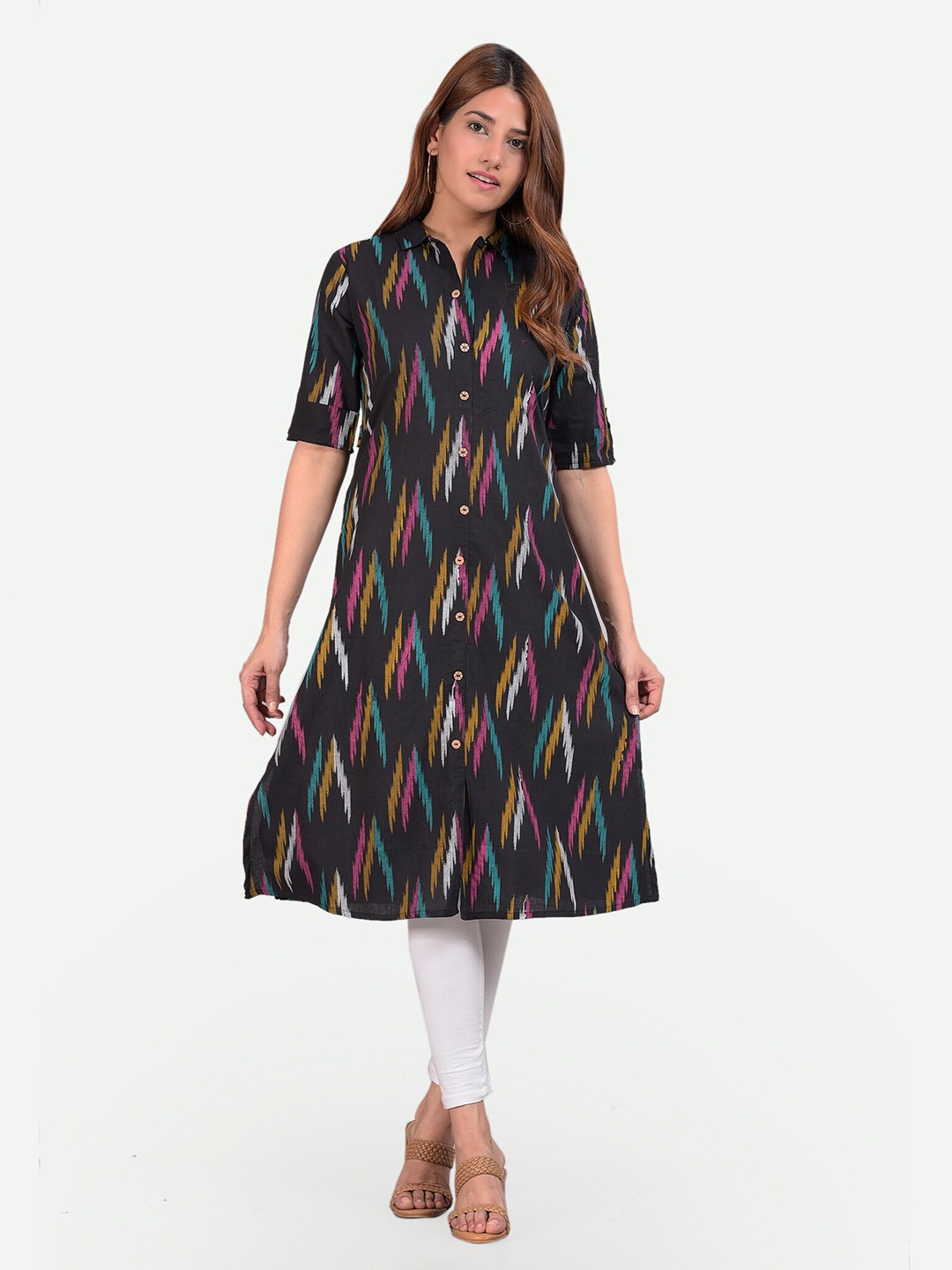 

Glorious Women Black & Pink Ikkat Printed Kurta