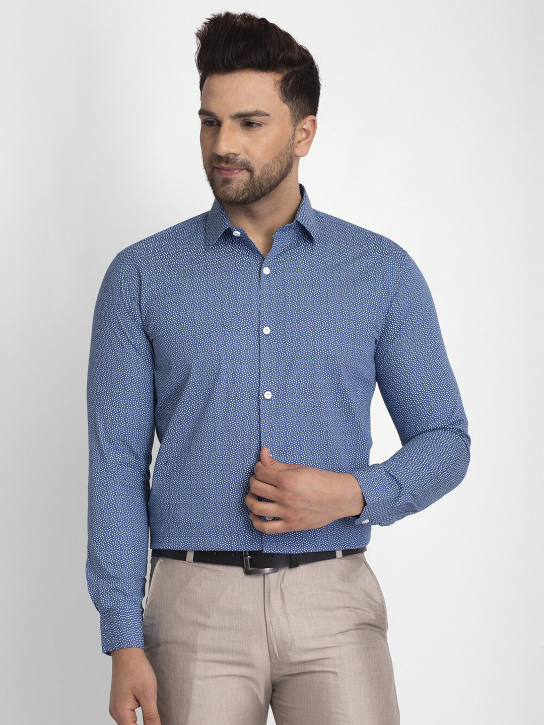 

JAINISH Men Blue & White Classic Printed Pure Cotton Formal Shirt