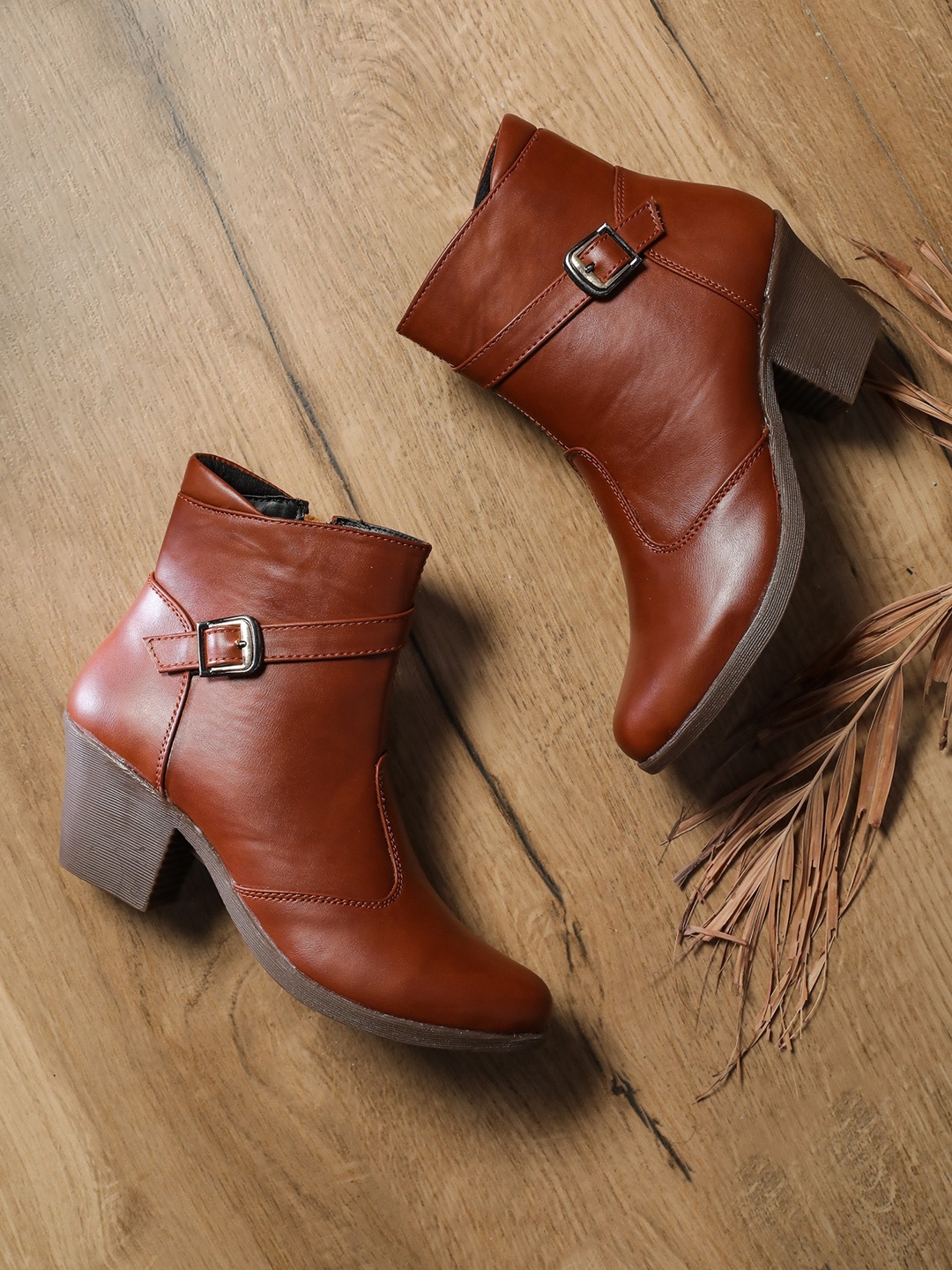 

EVERLY Tan Block Heeled Boots with Buckles