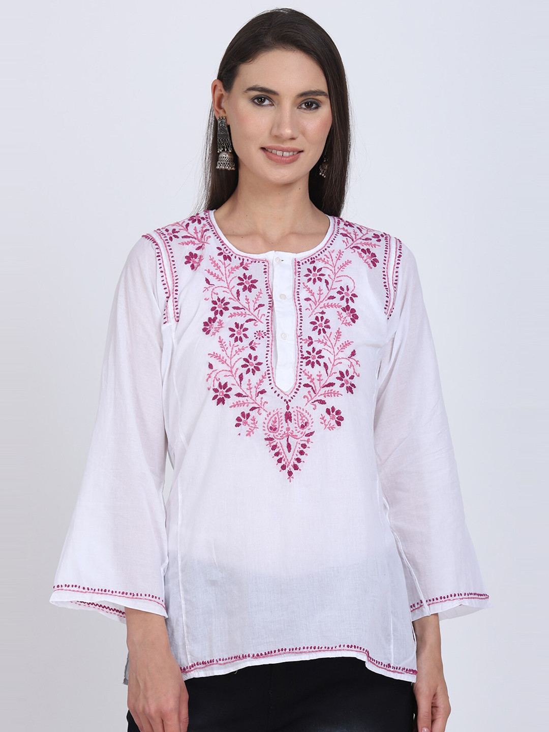

PARAMOUNT CHIKAN White & Magenta Ethnic Motifs Embroidered Chikankari Pure Cotton Kurti