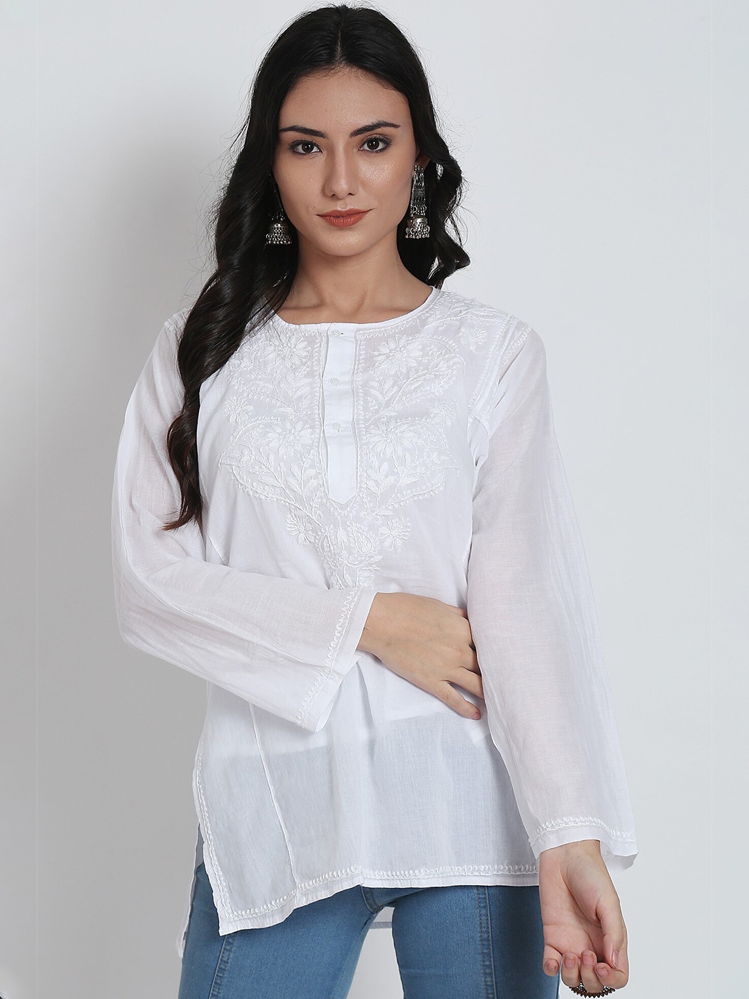 

PARAMOUNT CHIKAN White Ethnic Motifs Embroidered Chikankari Pure Cotton Chikankari Panelled Sustainable Kurti