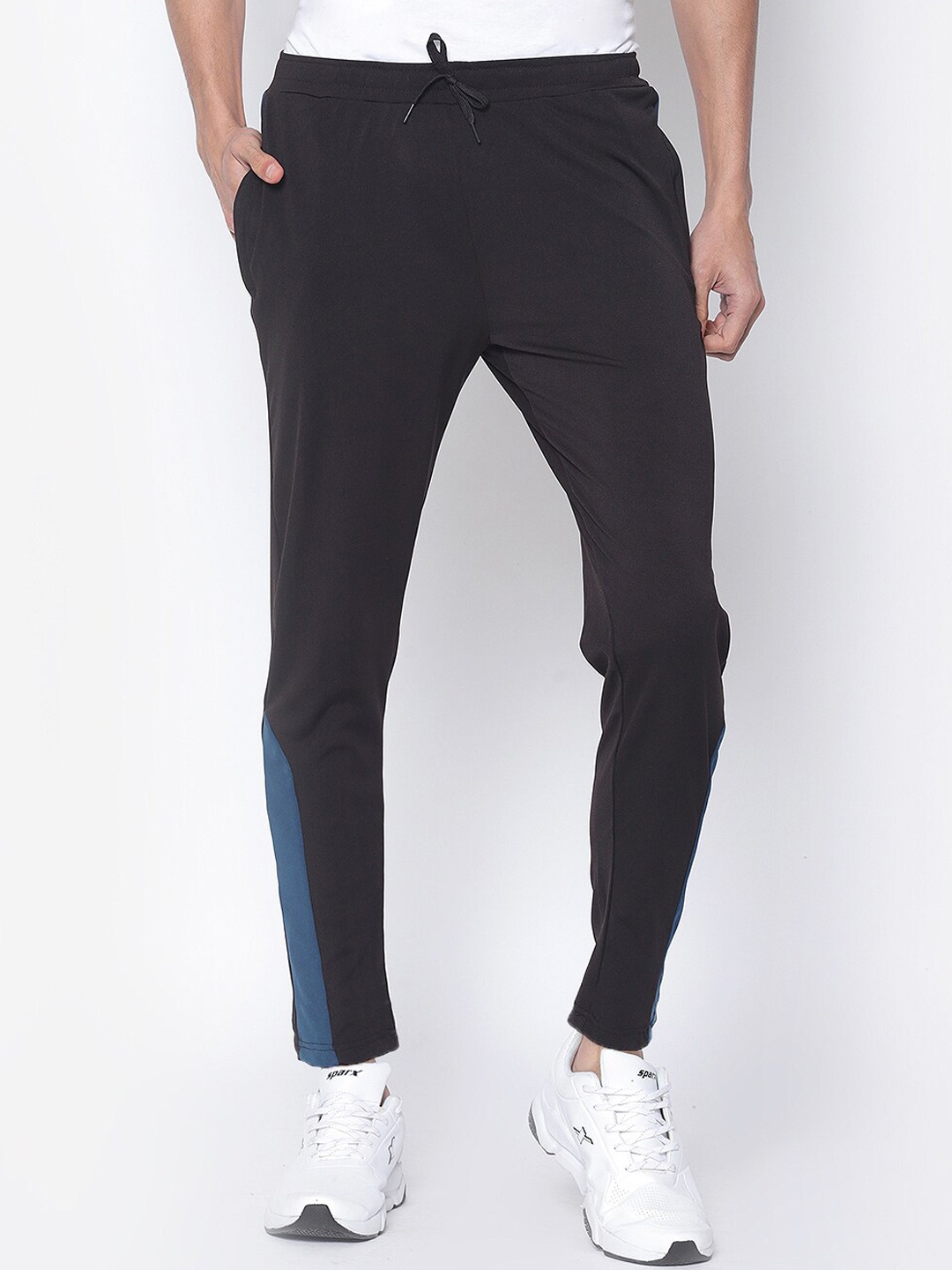 

American-Elm Men Black Solid Slim-Fit Track Pant