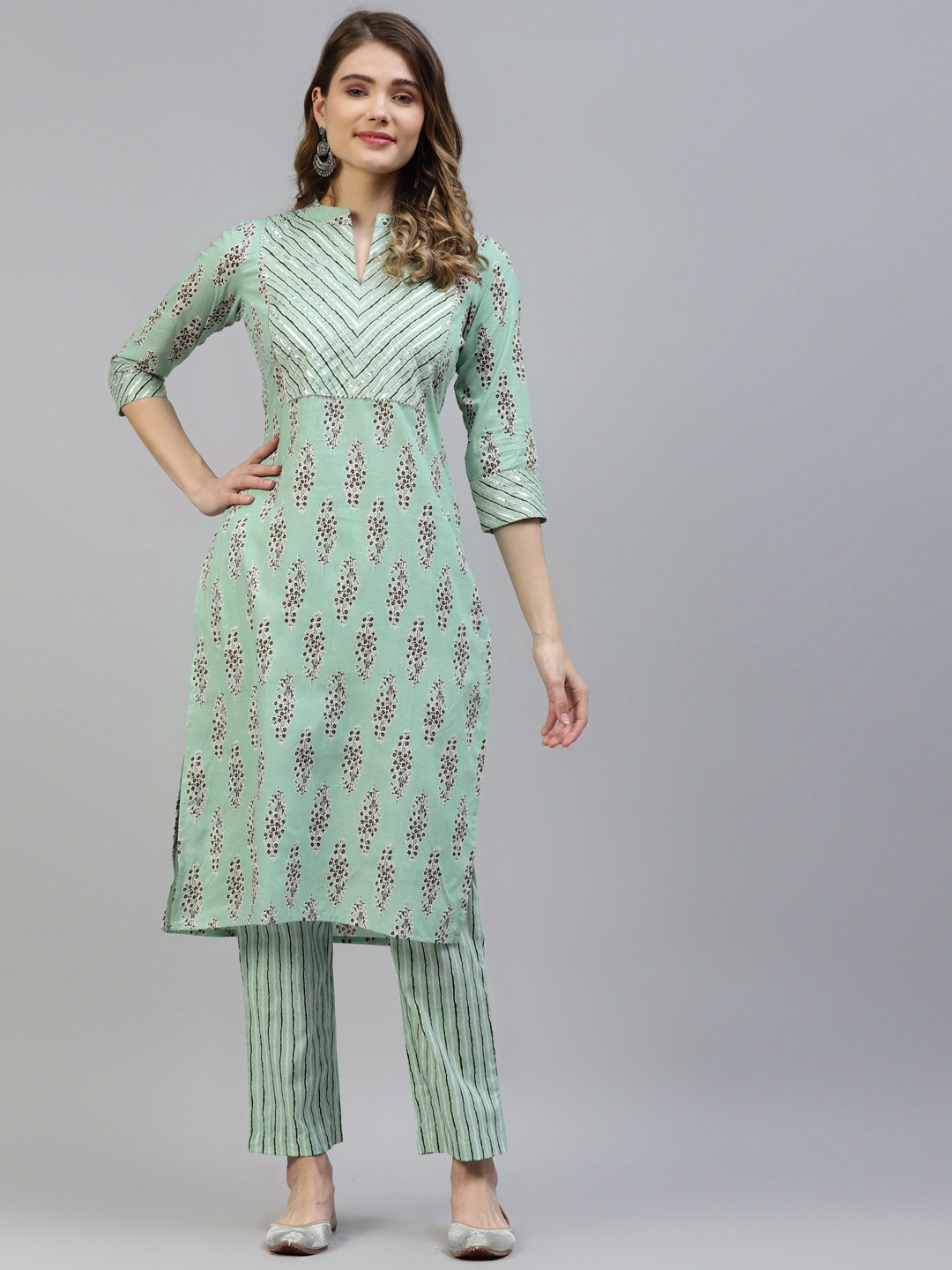 

MYAZA Women Sea Green & Brown Cotton Floral Print Gotta Patti Kurta with Trousers