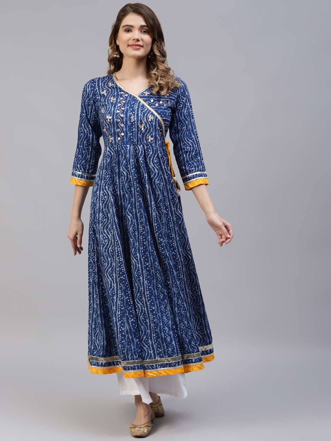 

MYAZA Women Blue & White Bandhani Print Mirror Work Anarkali Kurta