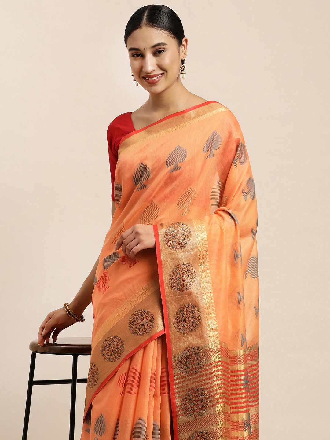 

Saree Swarg Peach-Coloured & Gold-Toned Ethnic Motifs Zari Chanderi Sarees