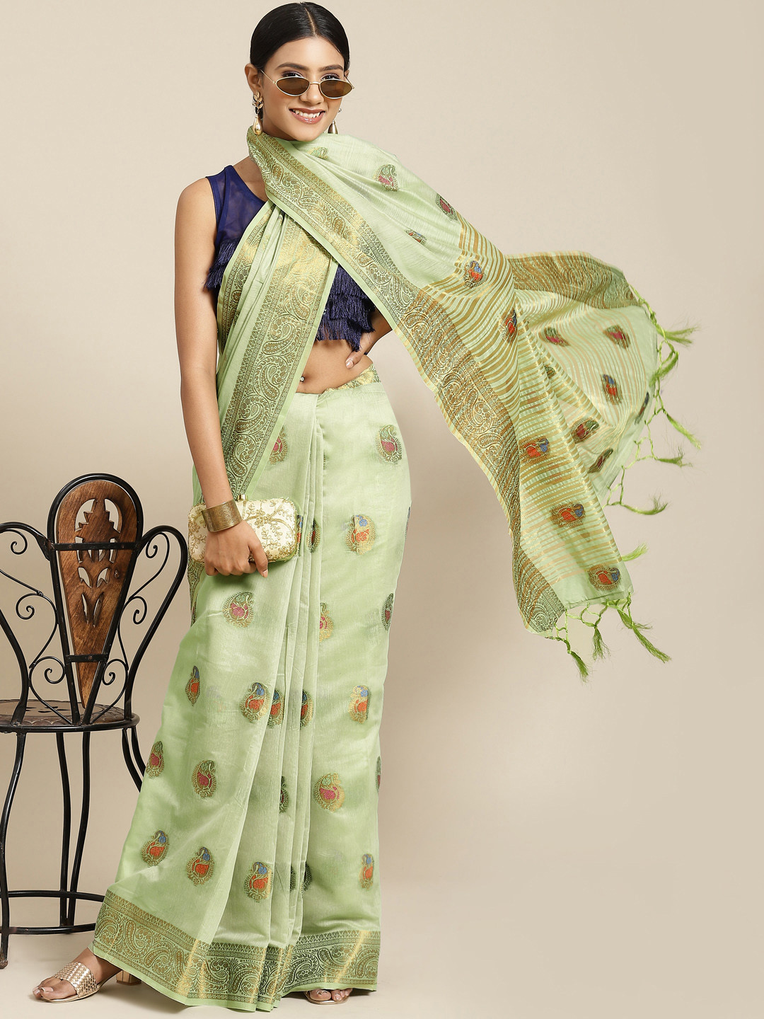 

Havida Sarees Green Ethnic Motifs Zari Banarasi Saree