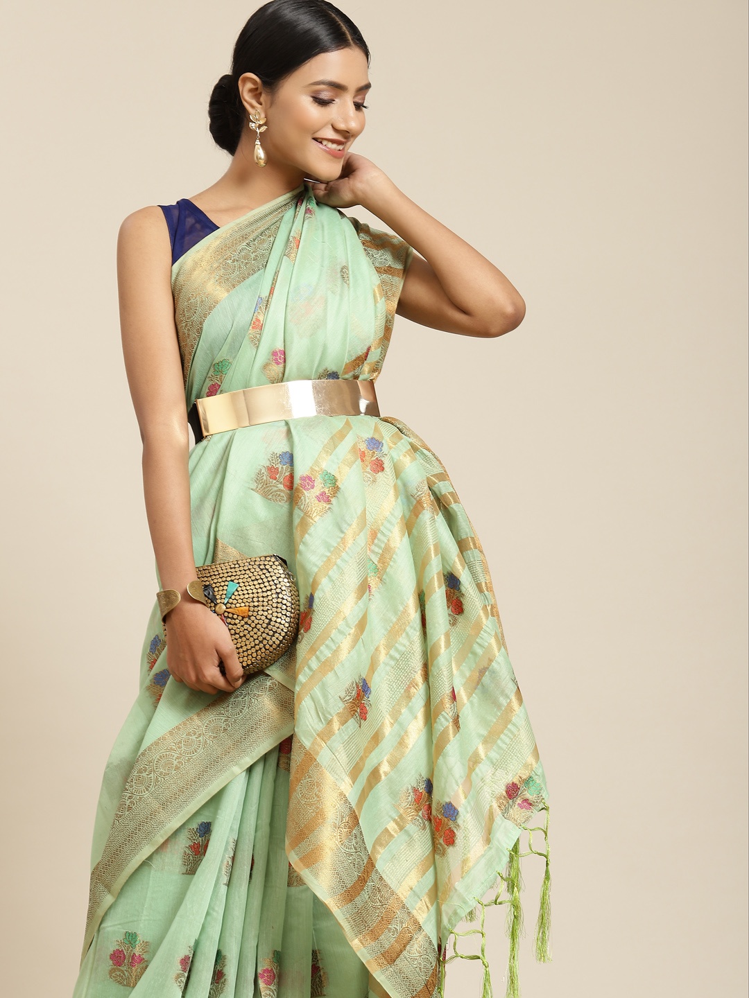 

Havida Sarees Green Woven Design Zari Banarasi Saree