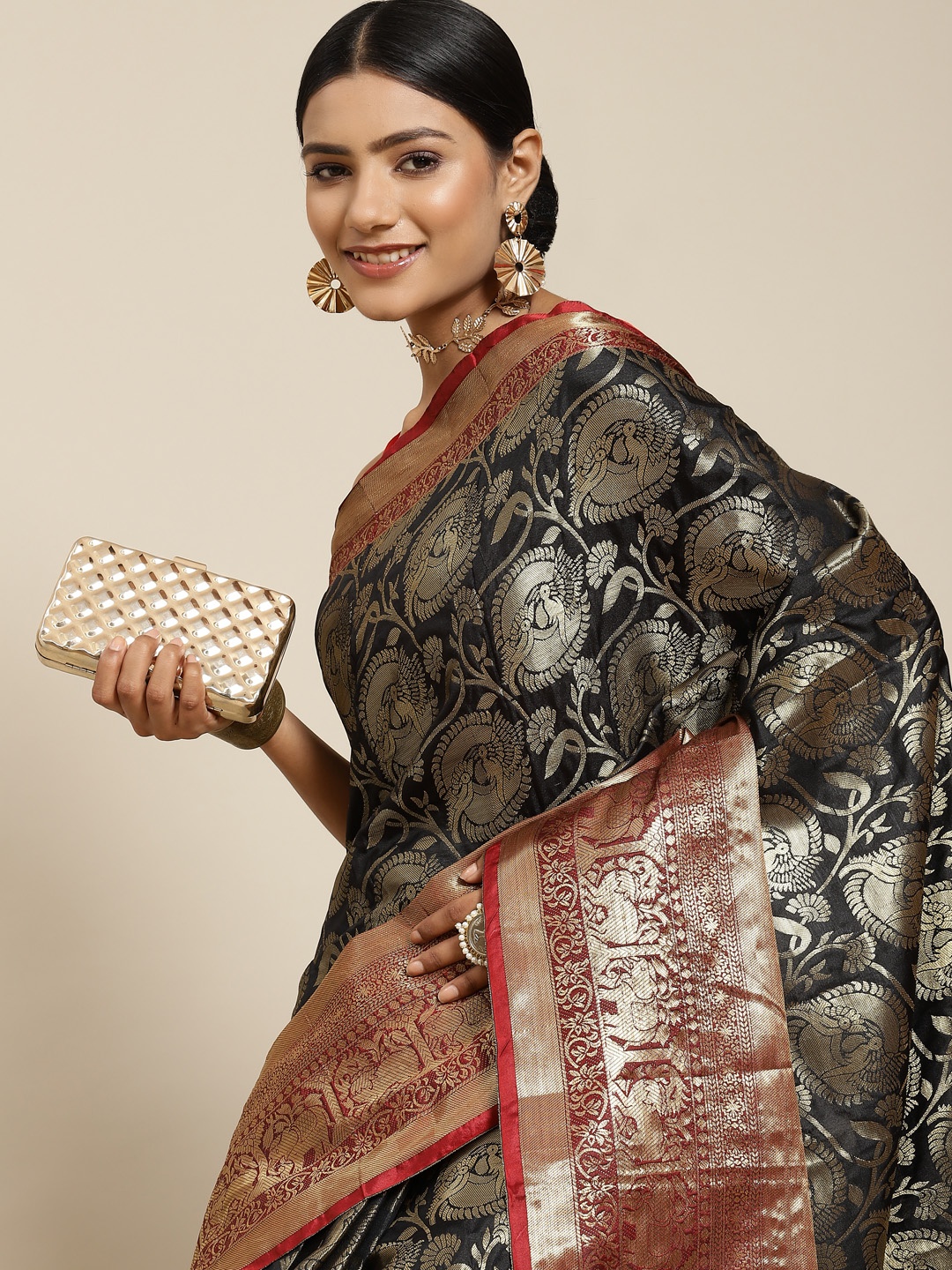 

Havida Sarees Black & Golden Ethnic Motifs Zari Silk Blend Banarasi Saree