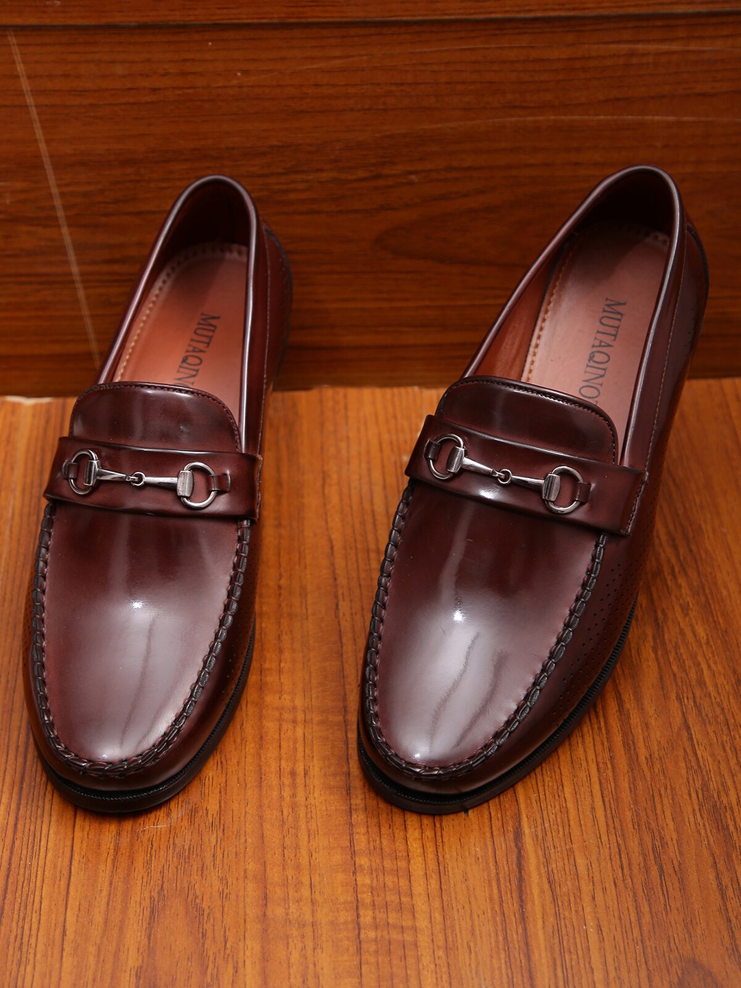

MUTAQINOTI Men Maroon Perforations Patent Leather Lightweight Loafers