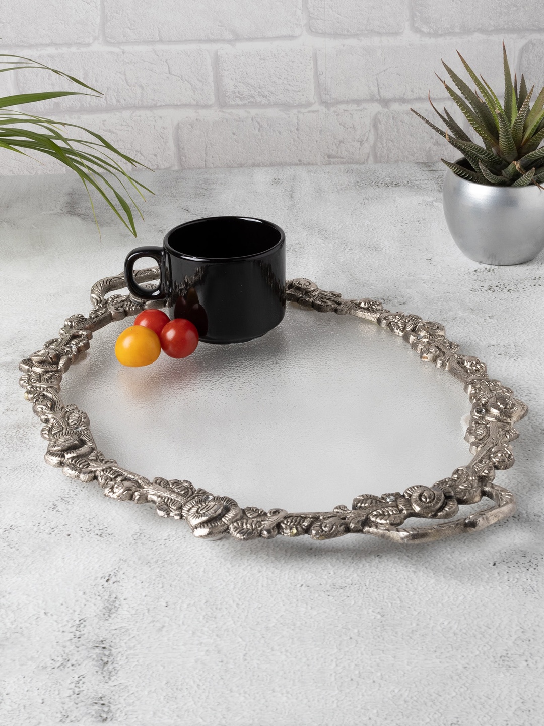 

Homesake Silver-Toned Serving Tray Platter