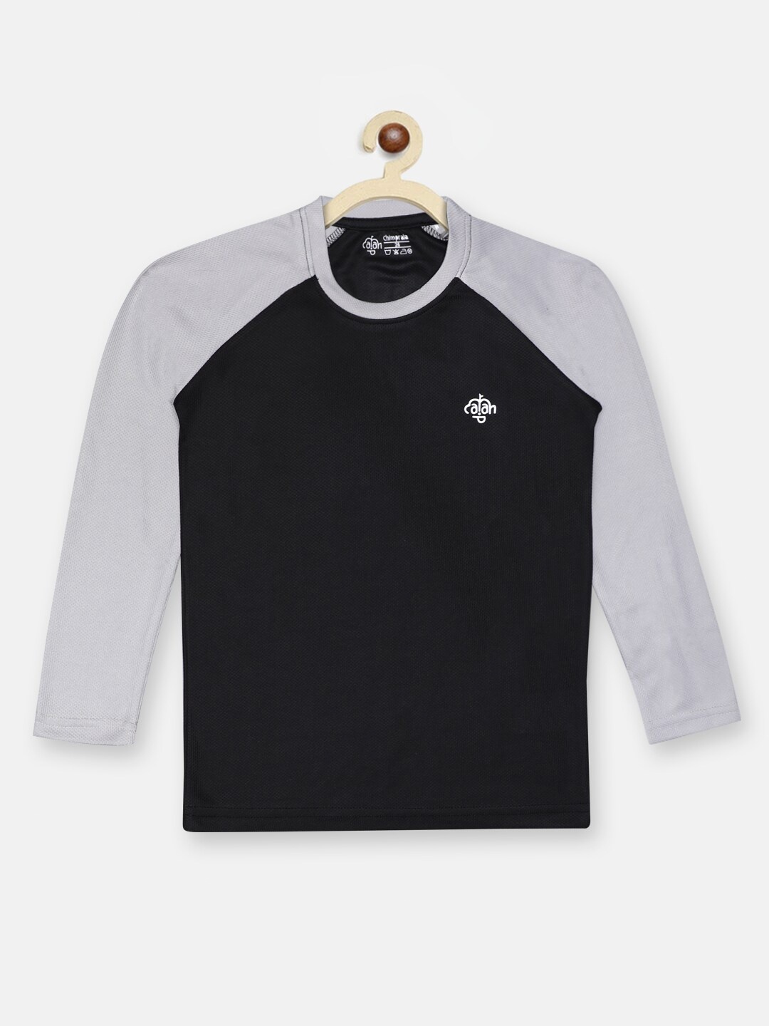 

CHIMPRALA Girls Black & Grey Colourblocked Running T-shirt