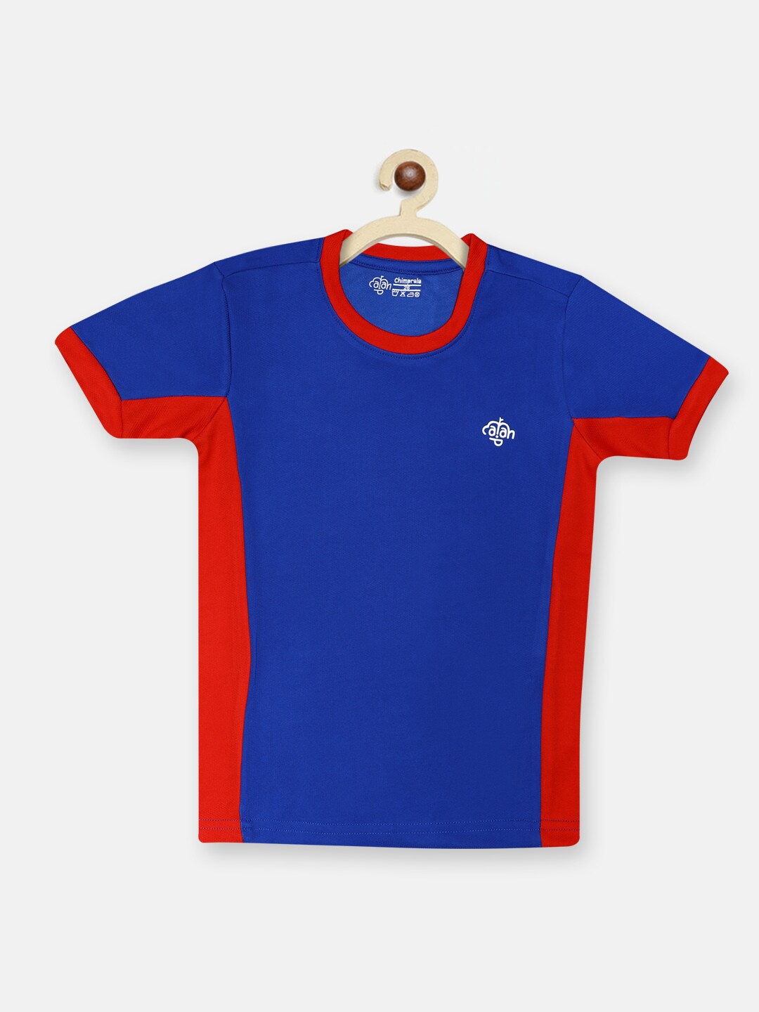 

CHIMPRALA Girls Blue & Red Colourblocked Running T-shirt