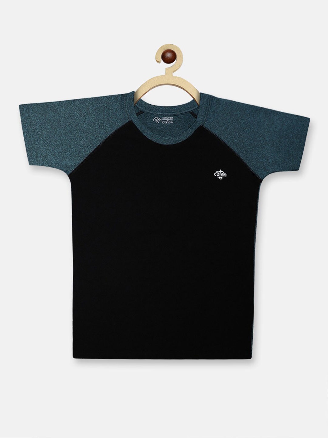 

CHIMPRALA Boys Black & Teal Blue Solid Outdoor T-shirt