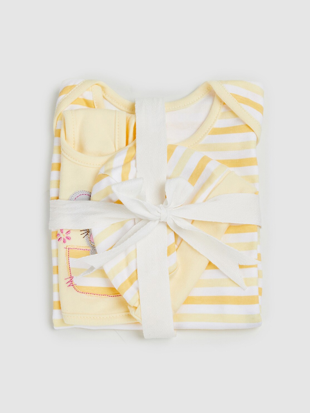 

max Infant Girls Pure Cotton Baby Apparel Gift Set, Yellow