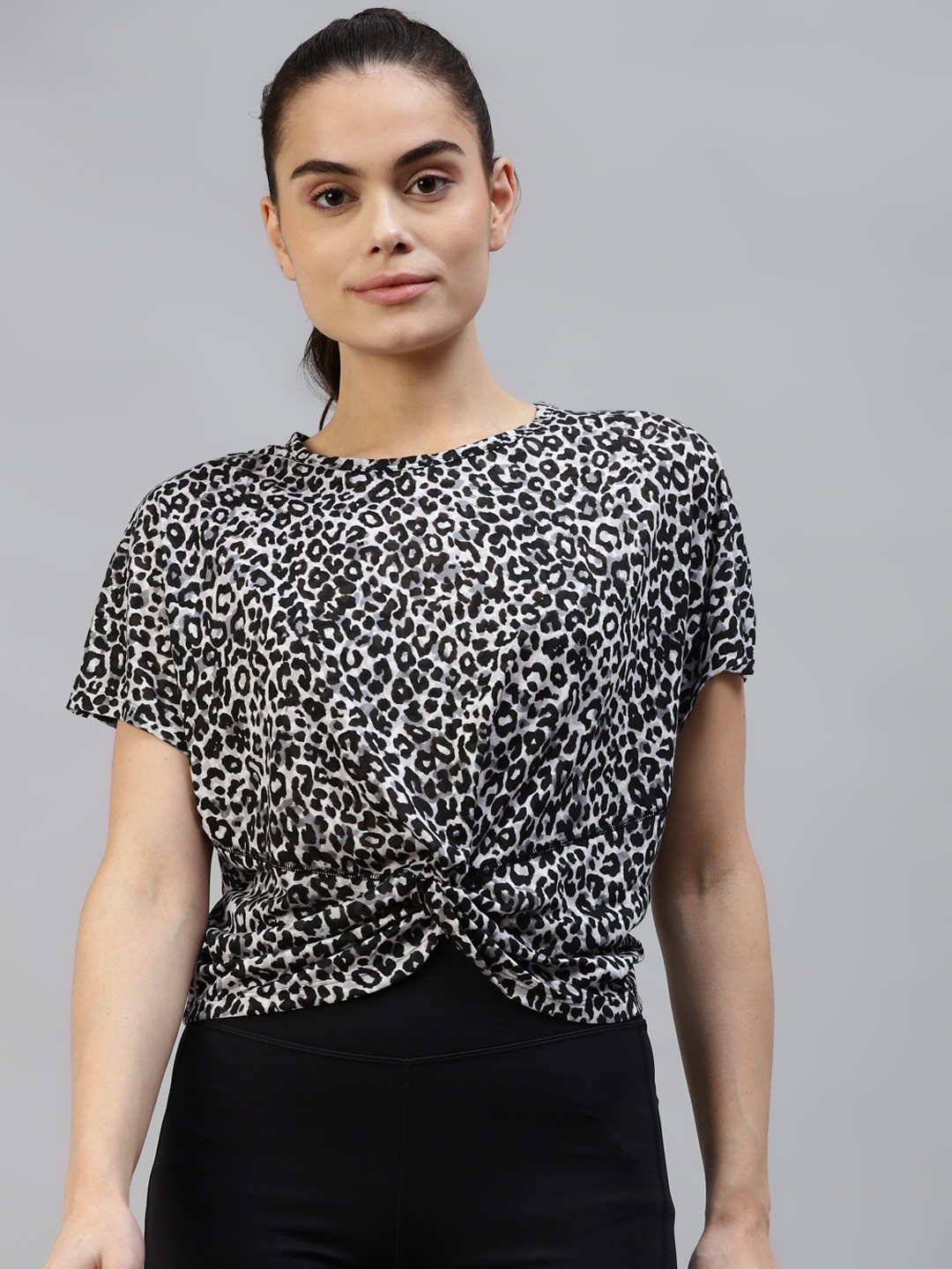 

Marks & Spencer White & Black Leopard Print Extended Sleeves Twisted Top