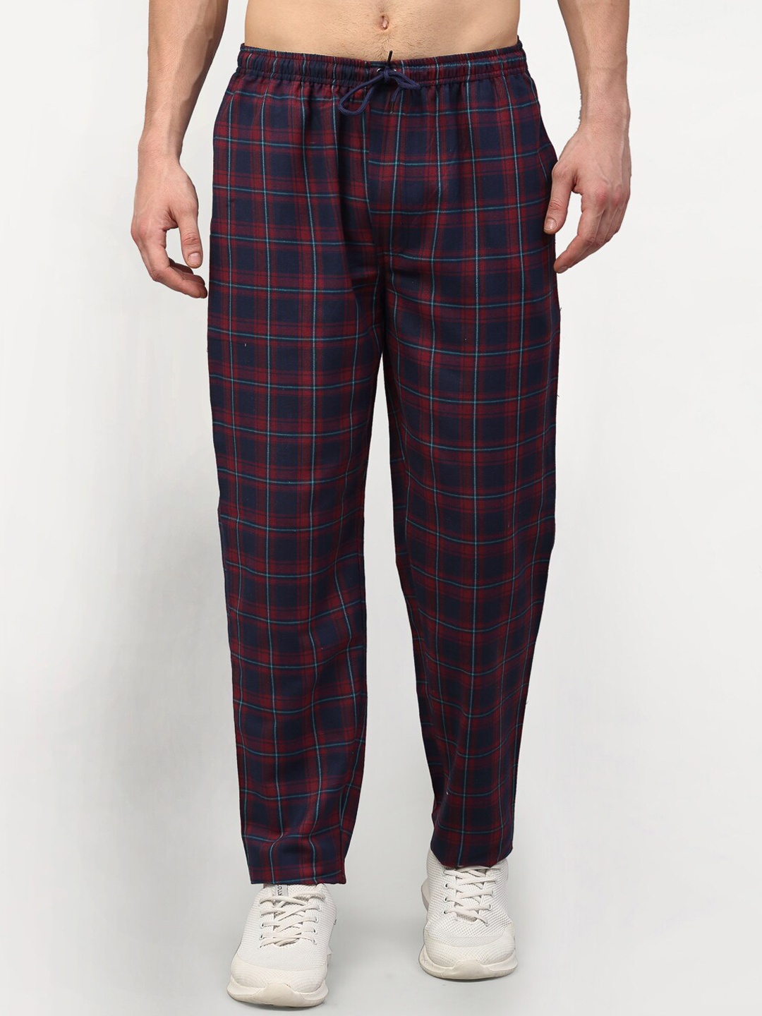 

JAINISH Men Blue & Red Checked Pure Cotton Track Pant