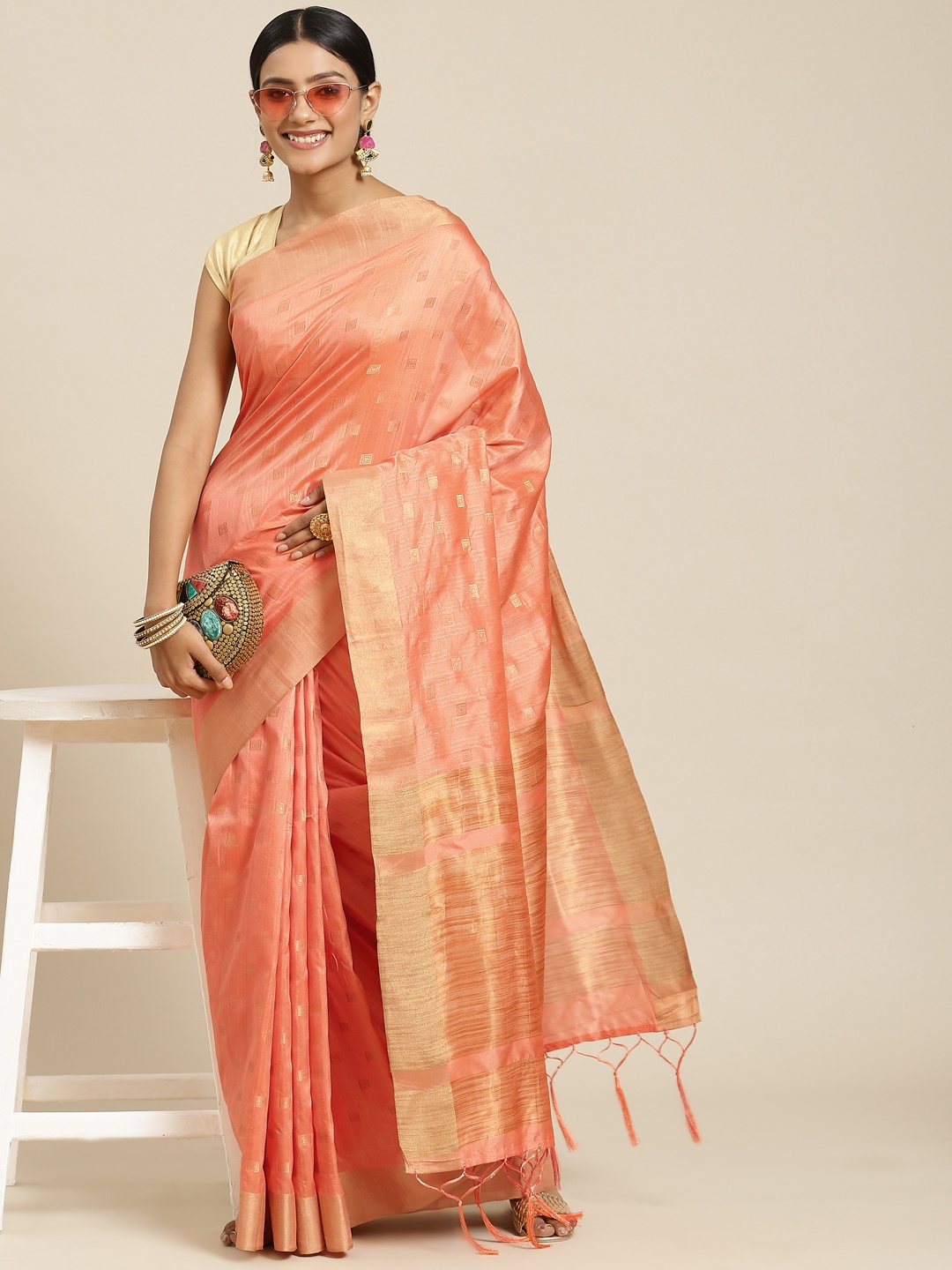 

Havida Sarees Peach-Coloured Ethnic Motifs Banarasi Saree