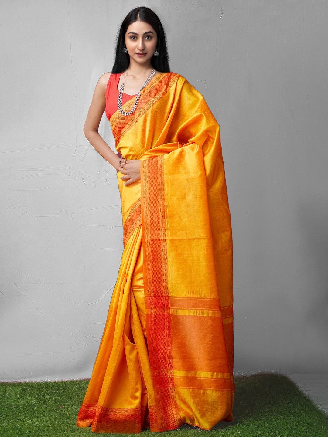 

Unnati Silks Yellow & Gold-Toned Silk Cotton Mysore Silk Saree
